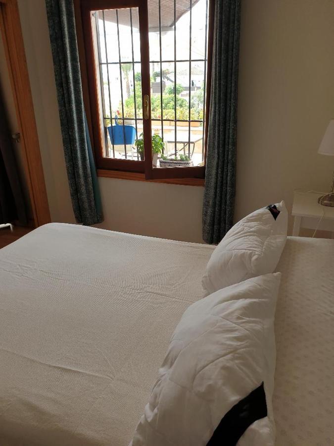 Bravo 24 Apartment ฟูเอนฮิโรลา ภายนอก รูปภาพ